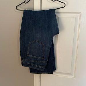 Old navy curvy profile jeans